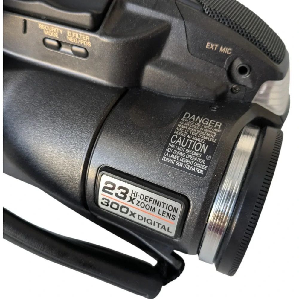 Panasonic PV-L858D Palmcorder PalmSight VHS-C Camcorder For Parts Very Clean